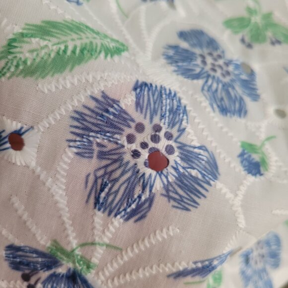 Romantic Bohemian White Eyelet Voy Eyelet Blouse Med - Picture 4 of 9